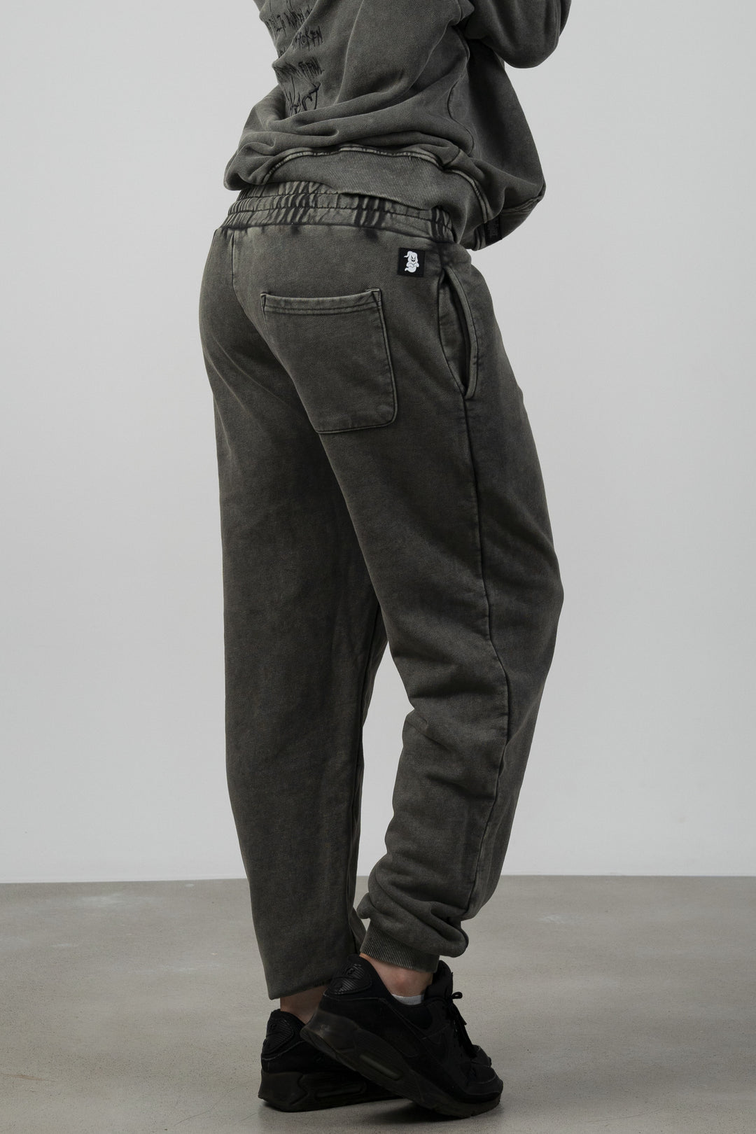ETERNAL RISE OVERSIZE PANT