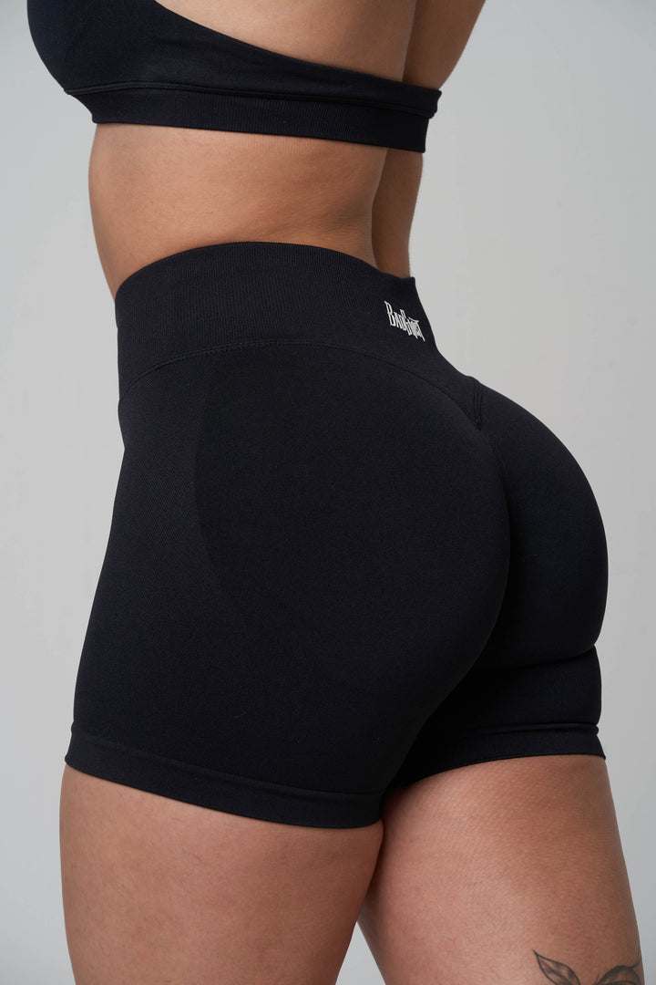 REBEL BOOSTING SHORT